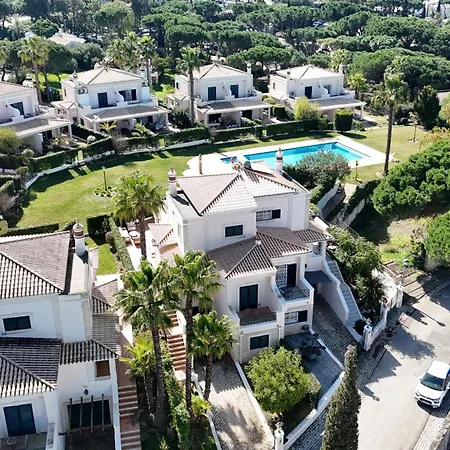 Cypress Vilamoura, 3bed With Terrace And Pool Access ヴィラ